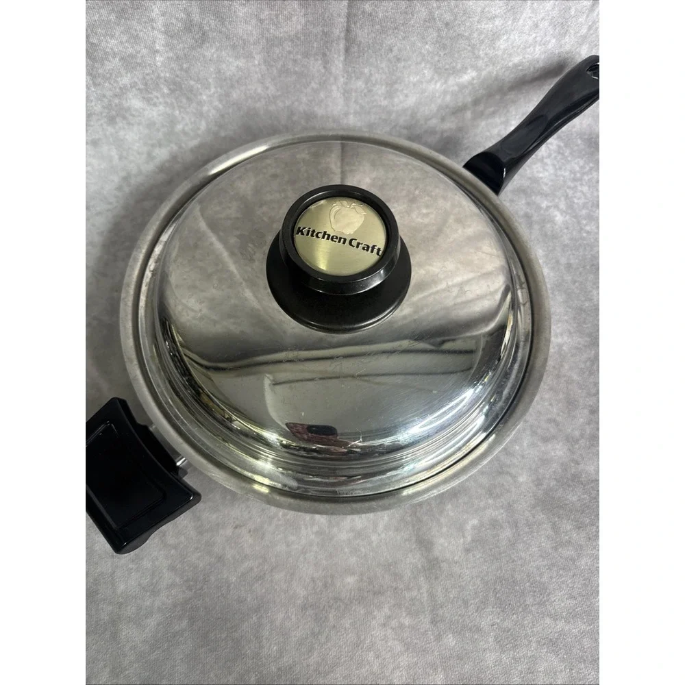 Kitchen Craft West Bend 10 Inch‎ Freedom Skillet With Lid Excellent